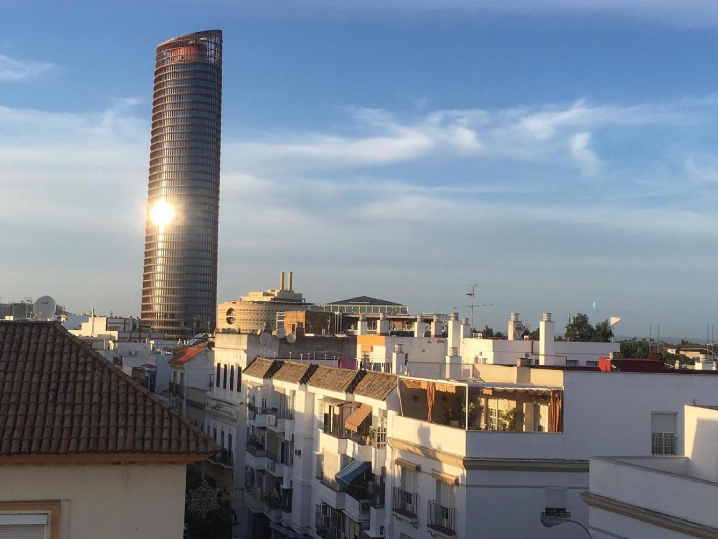 Esencia Triana Apartment Sevilla Bagian luar foto